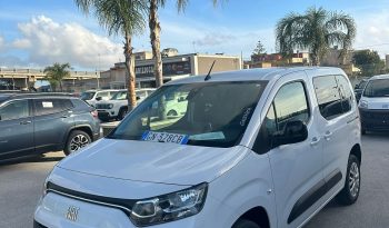 NUOVO FIAT DOBLÓ LOUNGE PLUS 1.5 HDI 130 CV completo