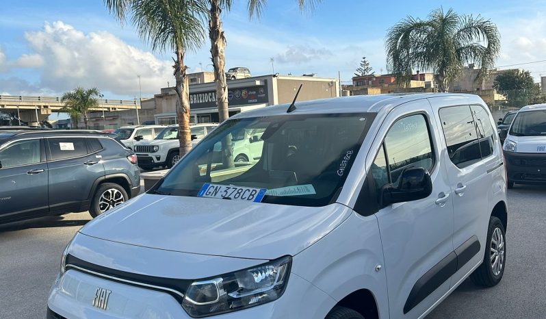NUOVO FIAT DOBLÓ LOUNGE PLUS 1.5 HDI 130 CV completo