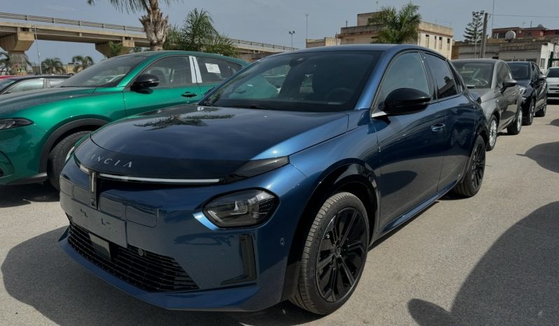 NUOVA LANCIA YPSILON 2024 completo