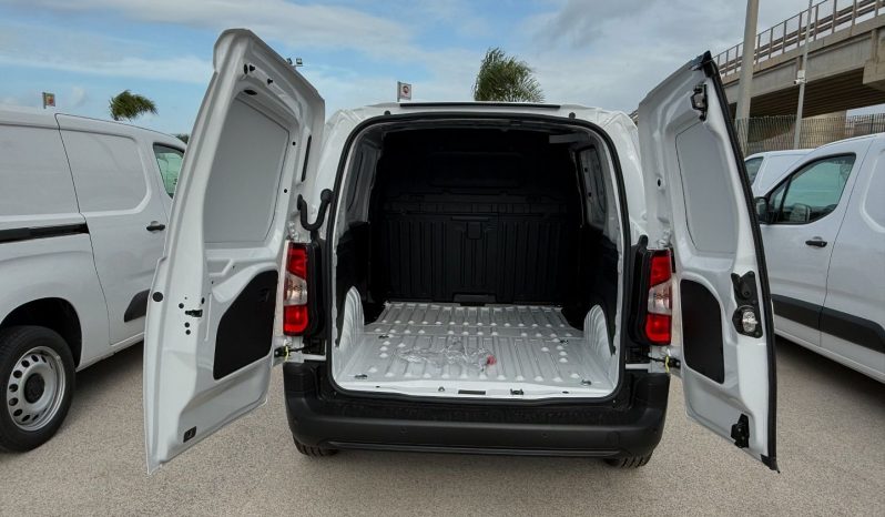 NUOVO FIAT DOBLÓ HDI DIESEL AUTOCARRO completo