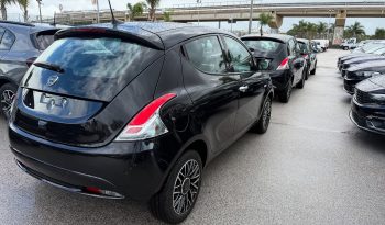 LANCIA Y PLUS HYBRID 1.0 70 CV OK NEOPATENTATI completo
