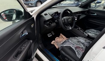 LA NUOVA ALFA ROMEO JUNIOR EDCT6 136 CV HYBRID completo
