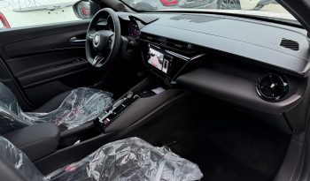 LA NUOVA ALFA ROMEO JUNIOR EDCT6 136 CV HYBRID completo