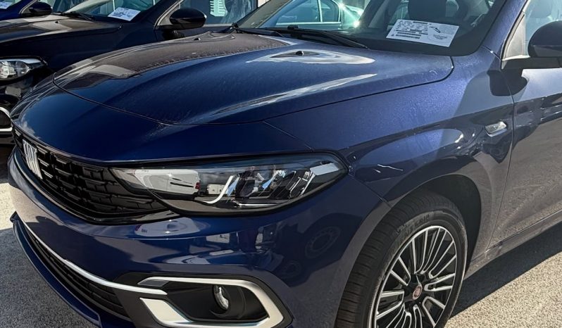 FIAT TIPO 1.6 MULTJET 130 CV completo