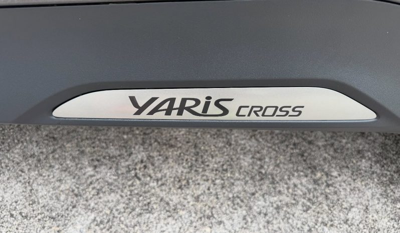 NUOVA TOYOTA YARIS CROSS 4X4 1.5 HYBRID 115 CV completo
