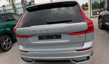 NUOVA XC60 PLUG -IN HYBRID completo