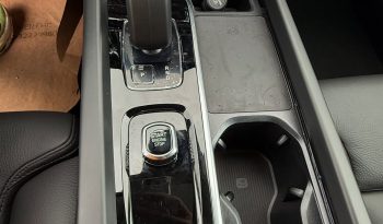 NUOVA XC60 PLUG -IN HYBRID completo