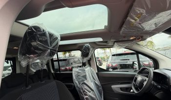 NUOVO FIAT DOBLÓ LUXURY DIESEL 130 CV completo