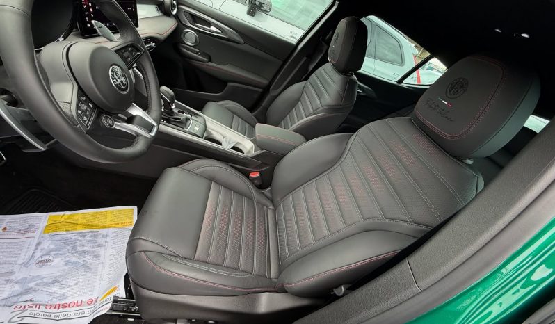 ALFA ROMEO TONALE TRIBUTO ITALIANO HYBRID 160 CV SERIE LIMITATA completo