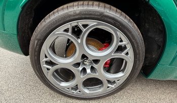 ALFA ROMEO TONALE TRIBUTO ITALIANO HYBRID 160 CV SERIE LIMITATA completo