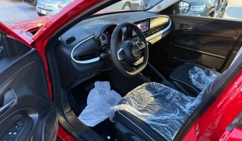 NUOVA FIAT 600 HYBRID completo