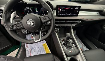 ALFA ROMEO TONALE TRIBUTO ITALIANO HYBRID 160 CV SERIE LIMITATA completo