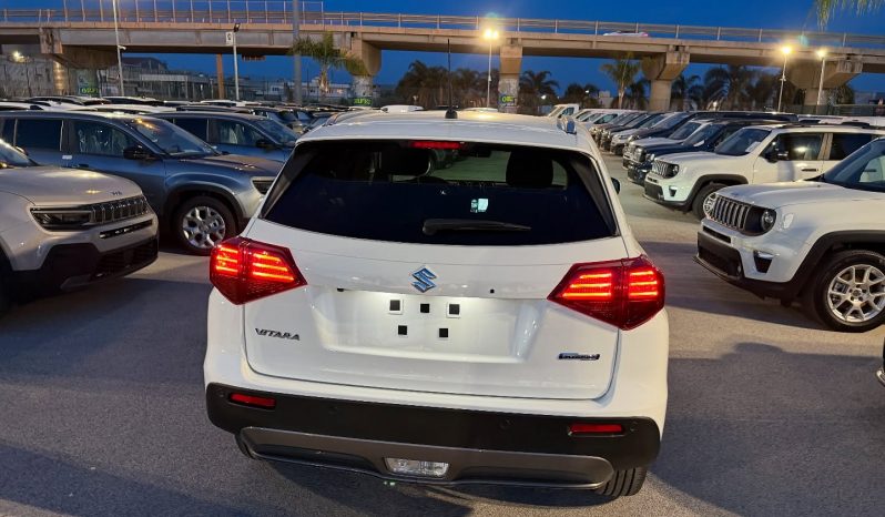 NUOVA SUZUKI VITARA 1.4 HYBRID 129 CV completo