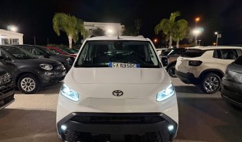NUOVO TOYOTA PROACE EXECUTIVE DIESEL VETTURA completo