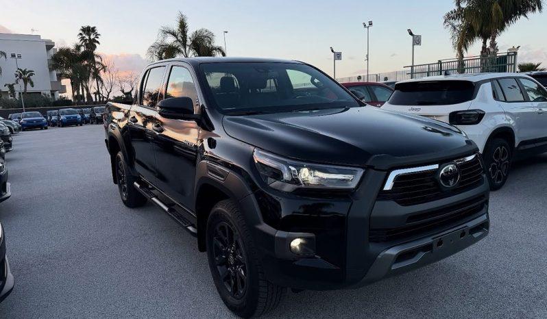 Toyota Hilux 4×4 AUTOCARRO Allestimento: INVICIBLE completo