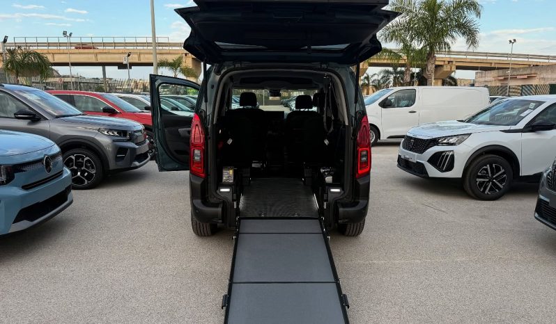 NUOVO FIAT DOBLÓ 130 CV LOUNGE PLUS HDI 4 POSTI PIU PEDANA completo