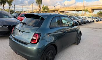 NUOVA FIAT 500EGIORGIO ARMANI COLLECTOR’S EDITION 100% ELETTRICA 87KW ( 118CV) completo