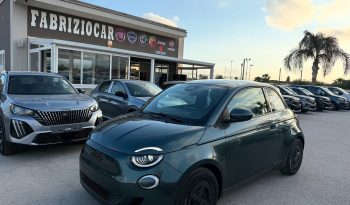 NUOVA FIAT 500EGIORGIO ARMANI COLLECTOR’S EDITION 100% ELETTRICA 87KW ( 118CV) completo