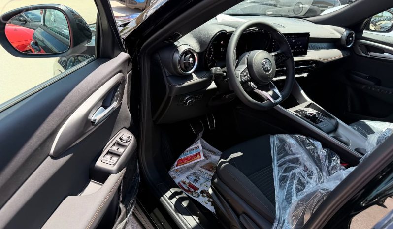 NUOVA ALFA ROMEO TONALE MY 2025 130 CV MULTJET completo