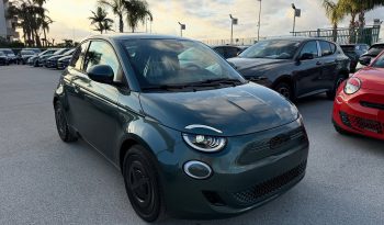 NUOVA FIAT 500EGIORGIO ARMANI COLLECTOR’S EDITION 100% ELETTRICA 87KW ( 118CV) completo