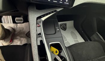 PEUGEOT 5008, 7 POSTI ALLESTIMENTO GT 1.2 HYBRID 145CV completo