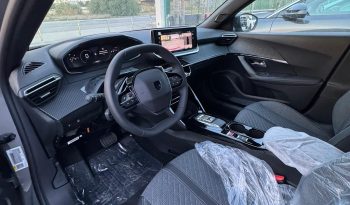 Peugeot 2008 Allestimento : Allure 1.2 Hybrid 136 cv completo