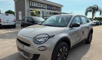 NUOVA FIAT 600 HYBRID 110 CV completo