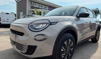 NUOVA FIAT 600 HYBRID 110 CV completo