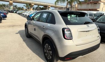NUOVA FIAT 600 HYBRID 110 CV completo
