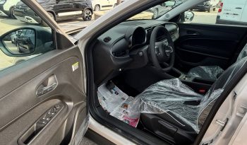 NUOVA FIAT 600 HYBRID 110 CV completo